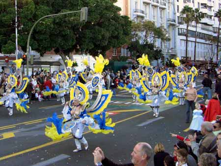 Tanzende Parade Karneval