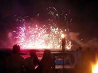 Feuerwerk am Meer