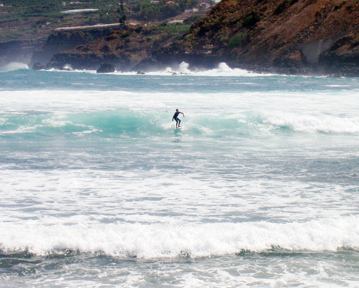Wellenreiten, Playa Martiánez in Puerto de la Cruz